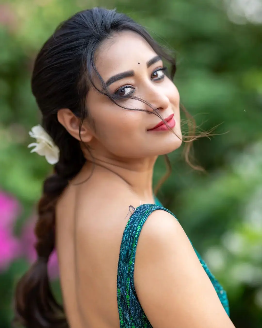 ETV Actress Bhanu Sri in Beautiful Green Saree Sleeveless Blouse